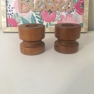 Wooden candle holder set